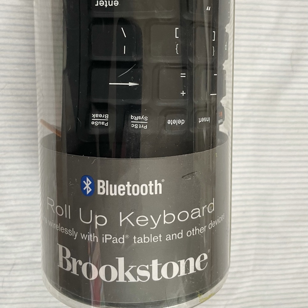 Brookstone Bluetooth Rollup Keyboard